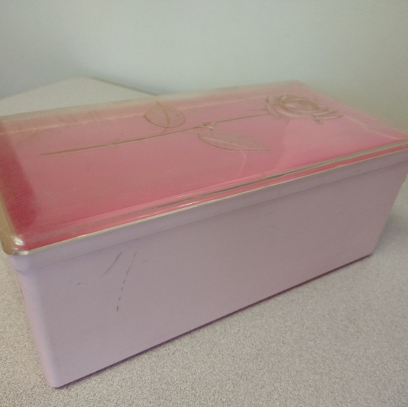 Fancy pink etched Rose vintage Bakelite shoe box 10.25x5.25x4.25" - Picture 4 of 10